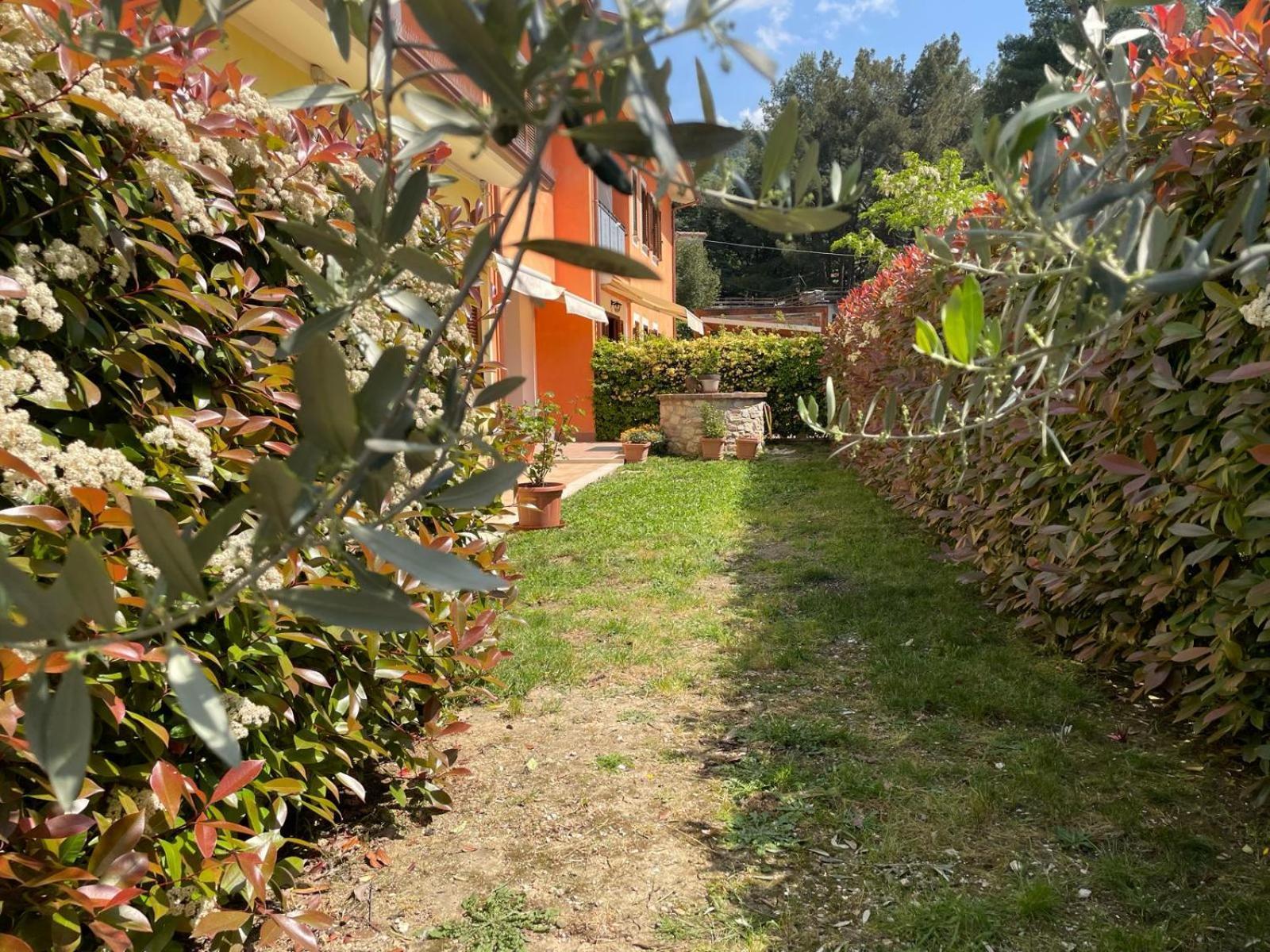 Casa Achille Hotel Spello Bagian luar foto